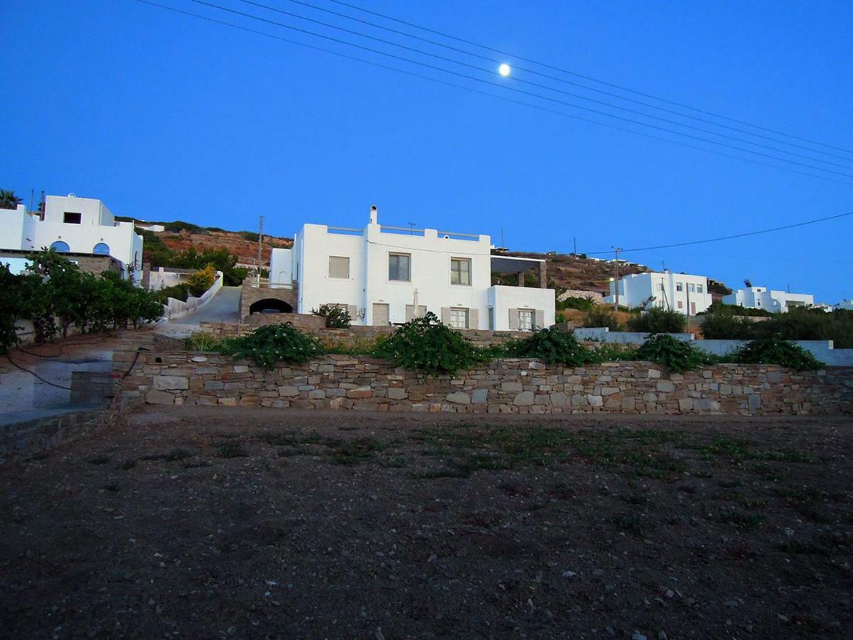 Nesaea Seafront House Villa Parasporos Exterior photo